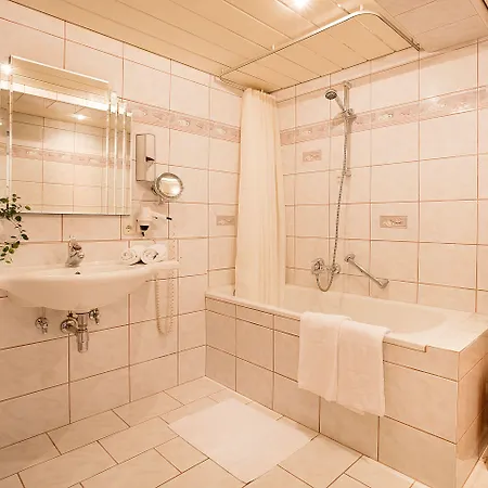 Bergidyll & Trofana 3* Лойташ