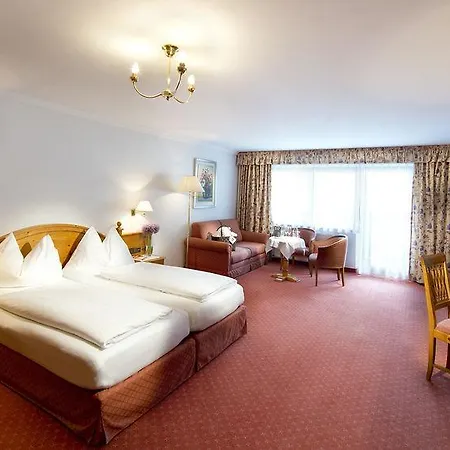 Bergidyll & Trofana Hotel 3*
