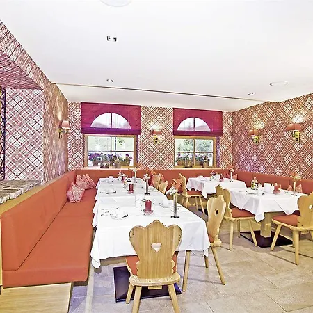 Bergidyll & Trofana 3*