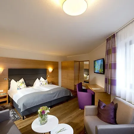 Bergidyll & Trofana Hotel 3*