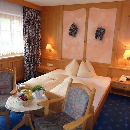 Hotel Bergidyll & Trofana